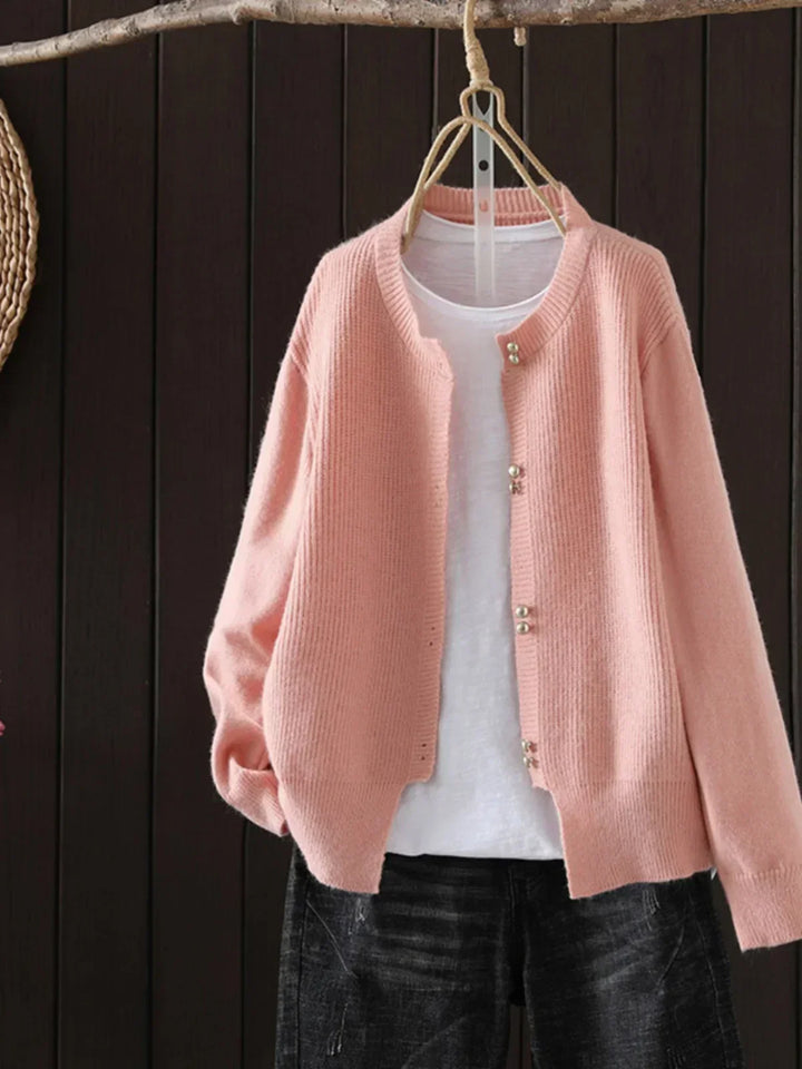 Anita – Elegant Pearl-Button Cardigan